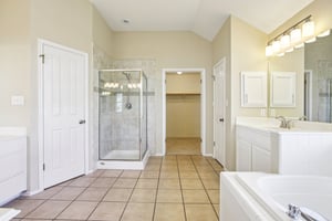 Wandering Oak Rd-S2507-033.jpg