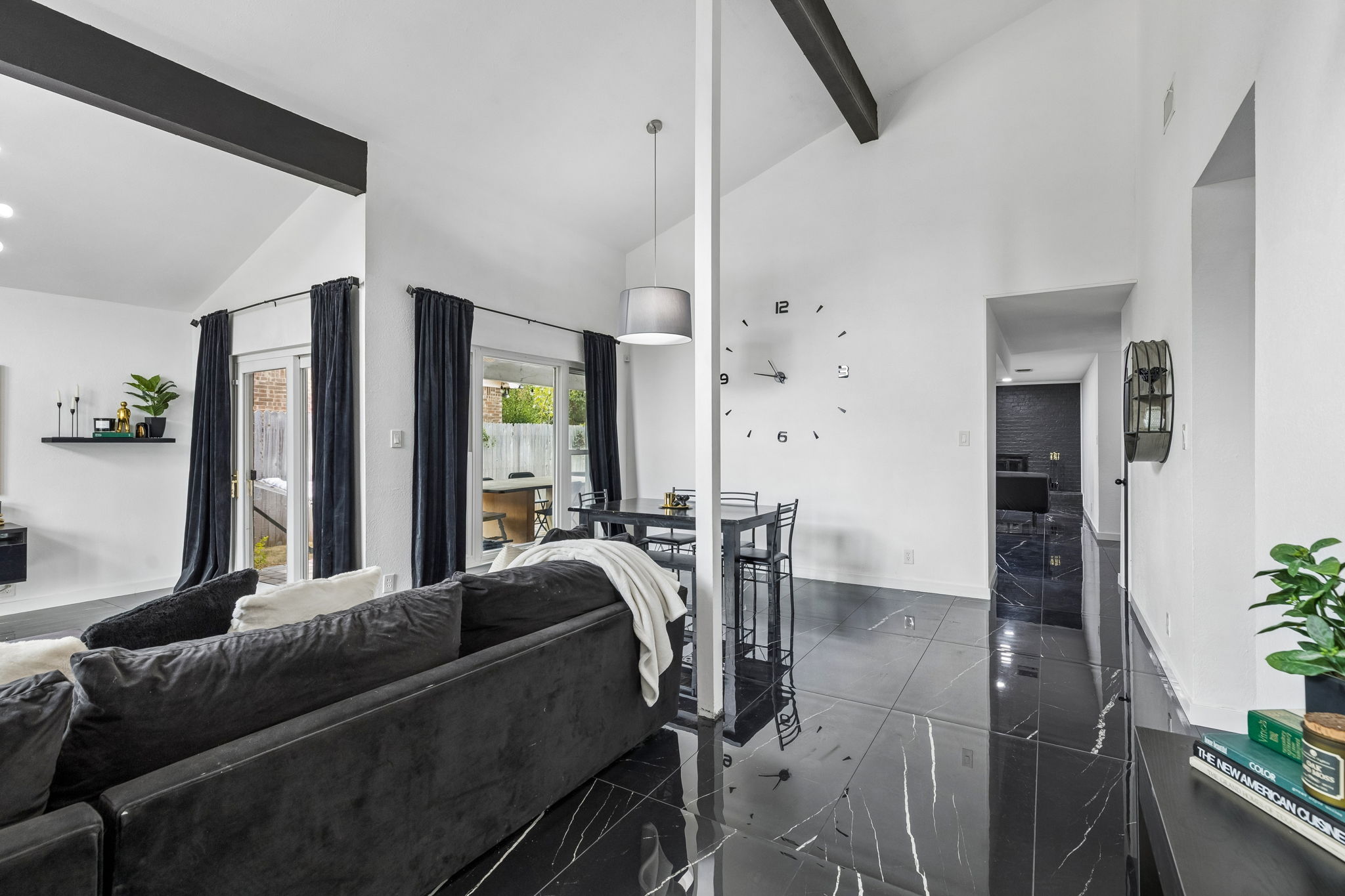7012Woodacre_003