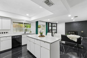 7012Woodacre_010