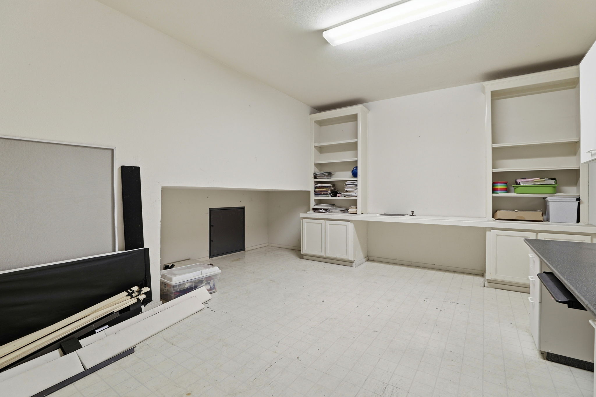 Photo 41
