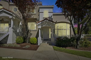  Photo 0