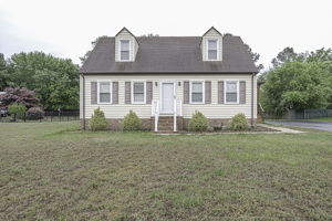  Photo 0