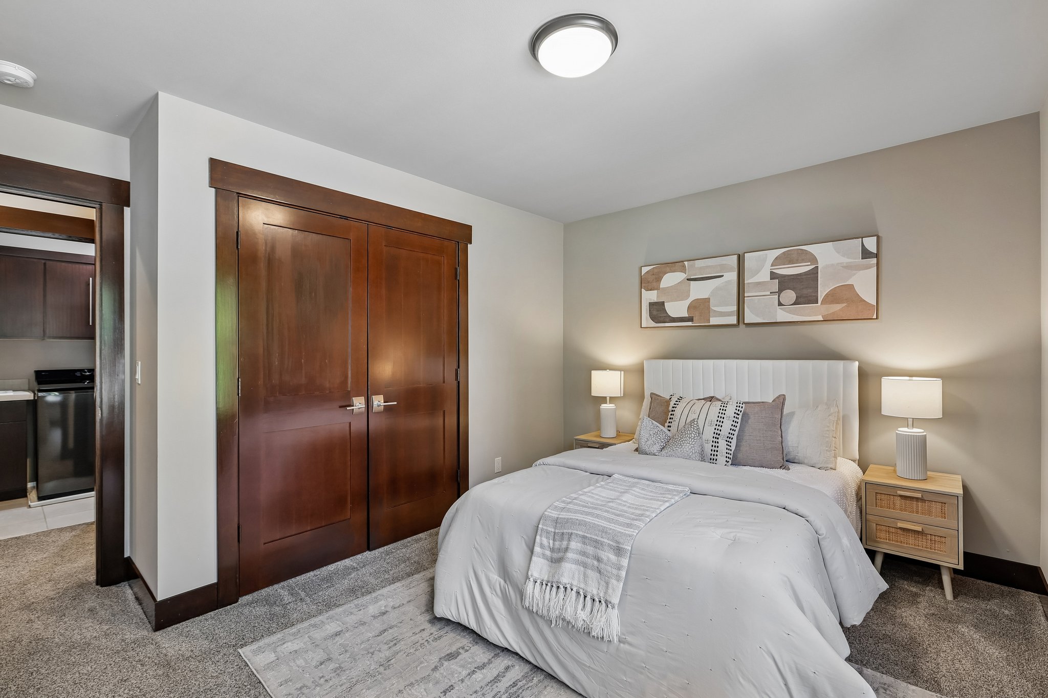 NE 138th St-S2805-052.jpg