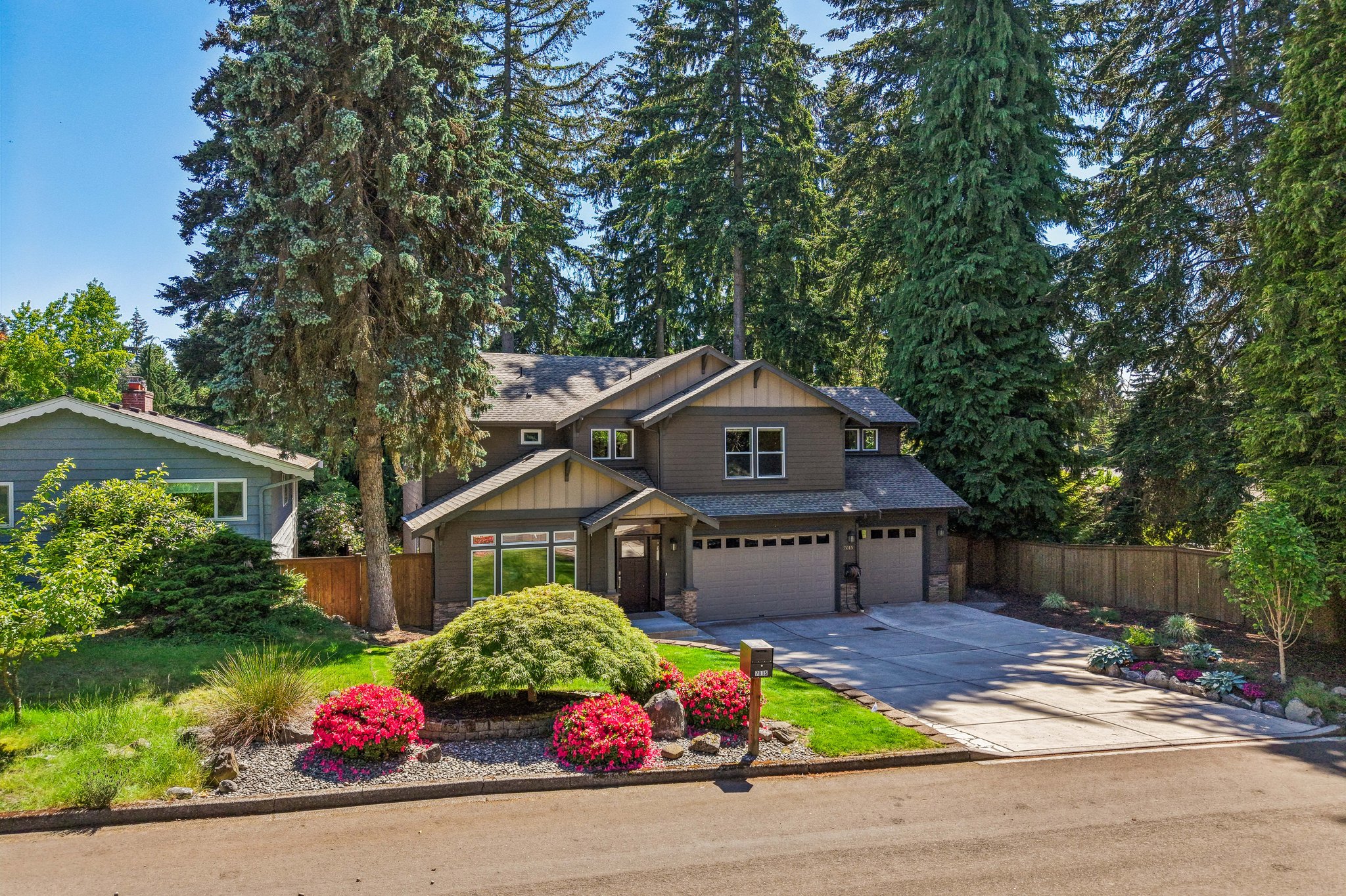 NE 138th St-S2805-069.jpg