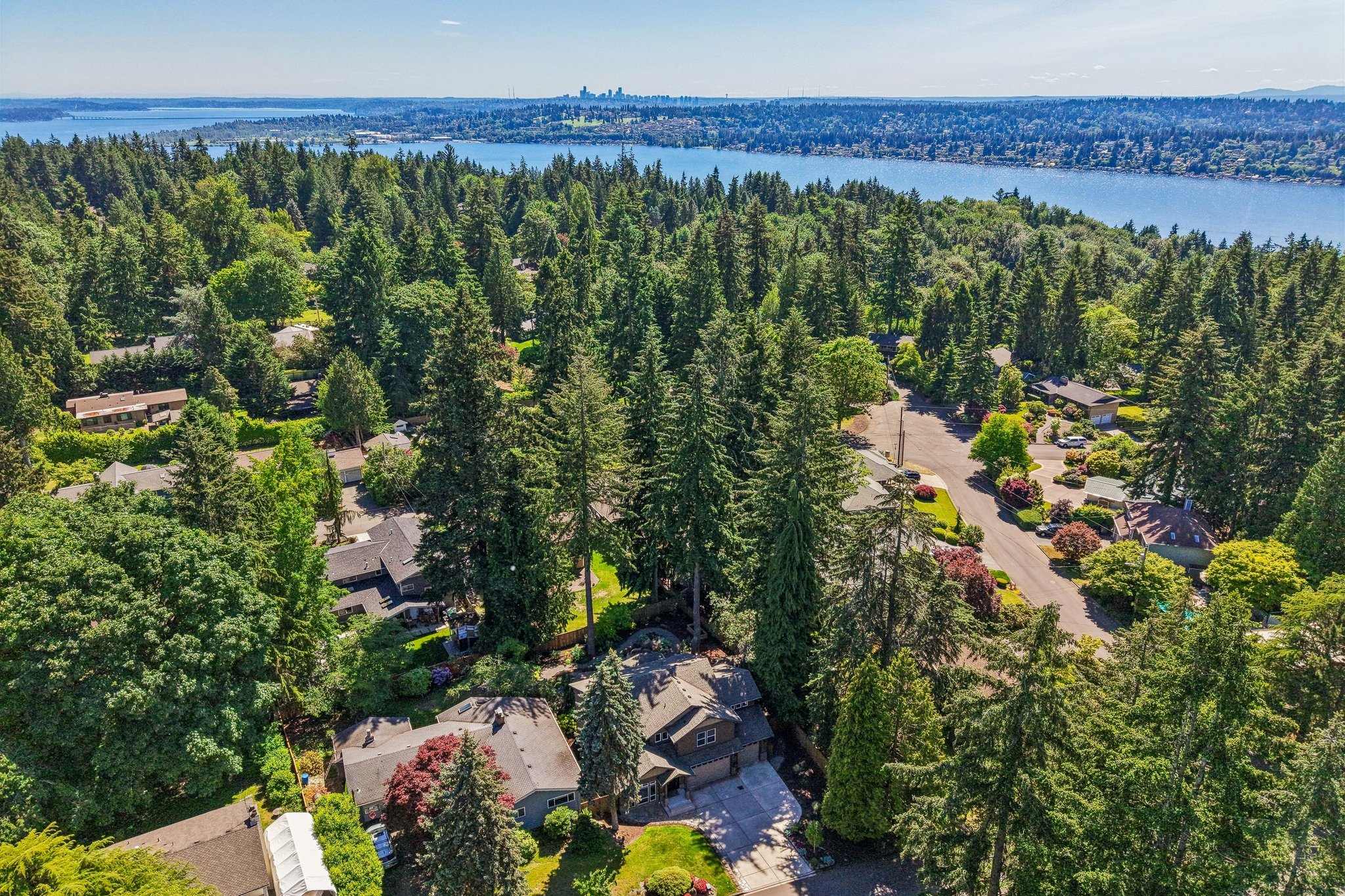 NE 138th St-S2805-074.jpg