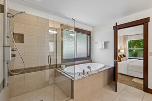 NE 138th St-S2805-039.jpg
