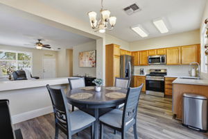 010_F8_7016 Mule Team Way