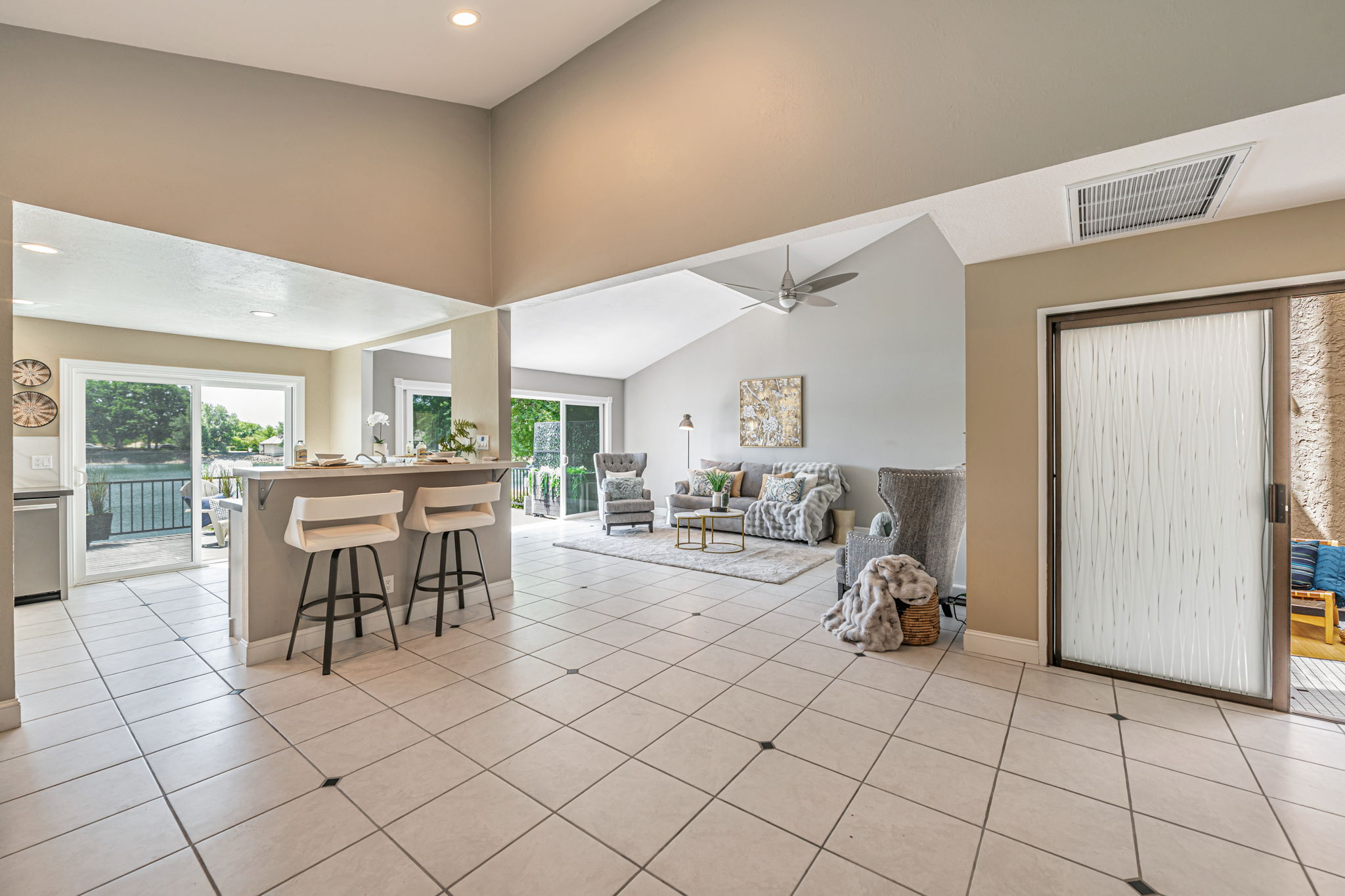 009_7017 Lindero Ln