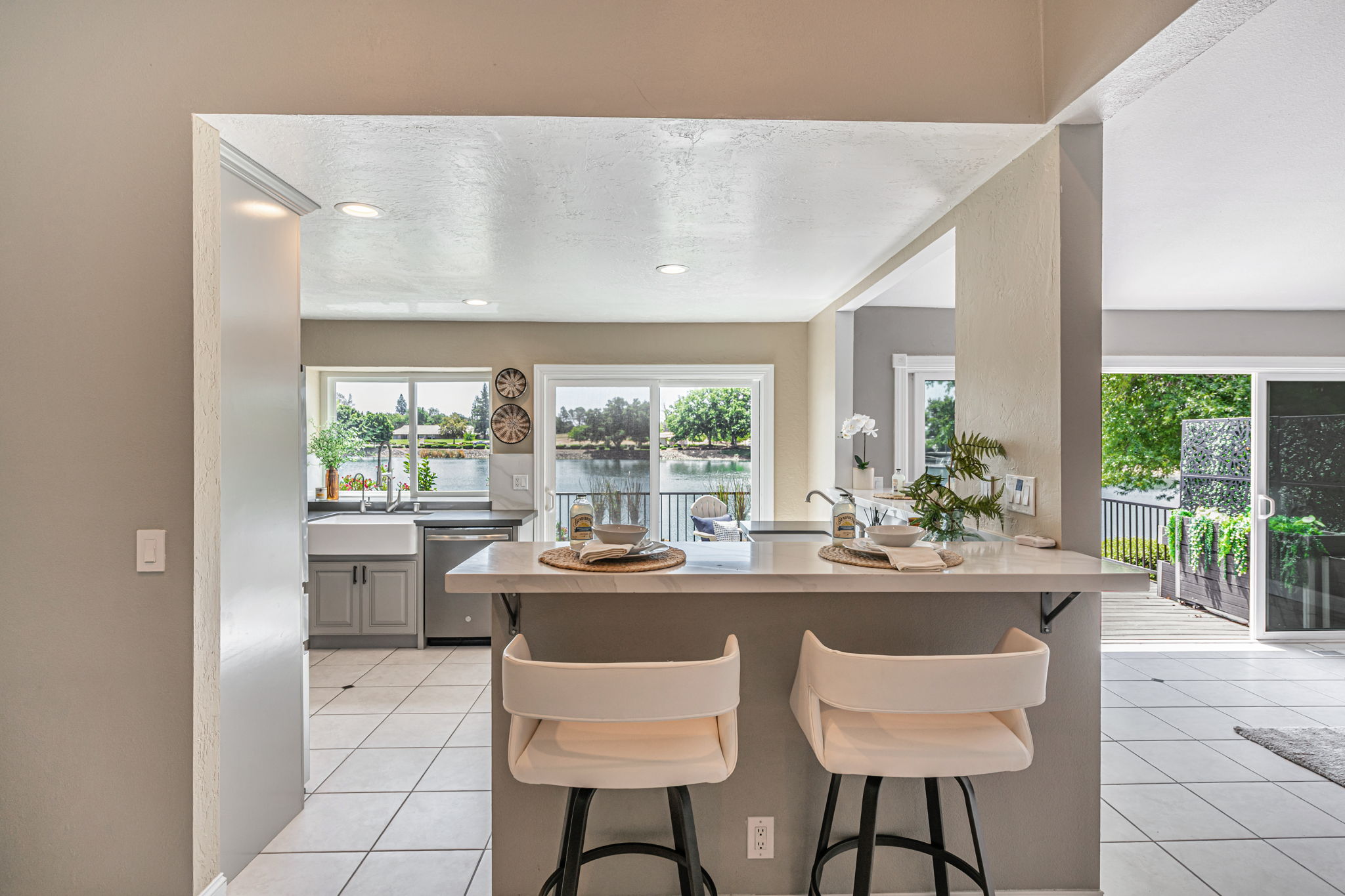 025_7017 Lindero Ln