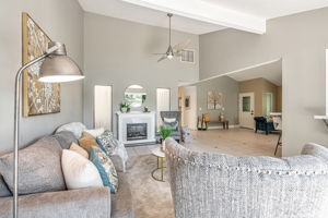 016_7017 Lindero Ln