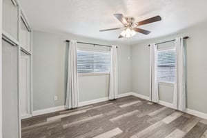 Meadowlawn Dr-S1703-019.jpg