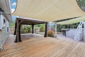 Meadowlawn Dr-S1703-021.jpg