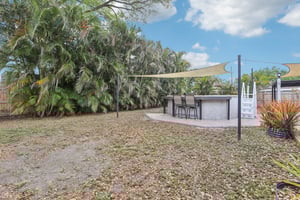 Meadowlawn Dr-S1703-023.jpg