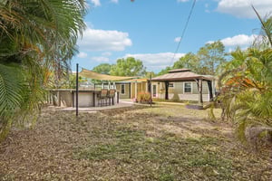 Meadowlawn Dr-S1703-024.jpg