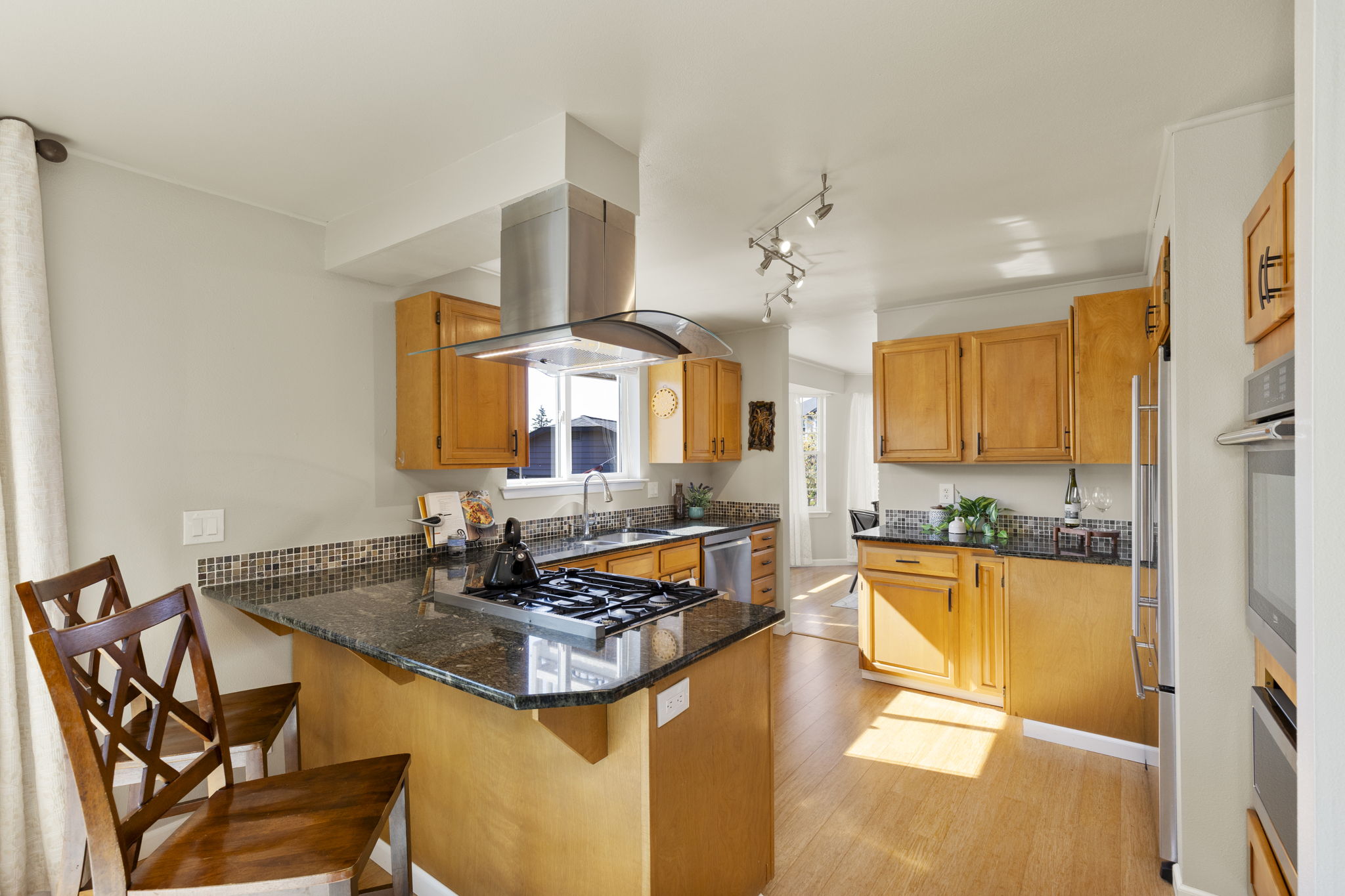 Another shot of this large, gorgeous kitchen!