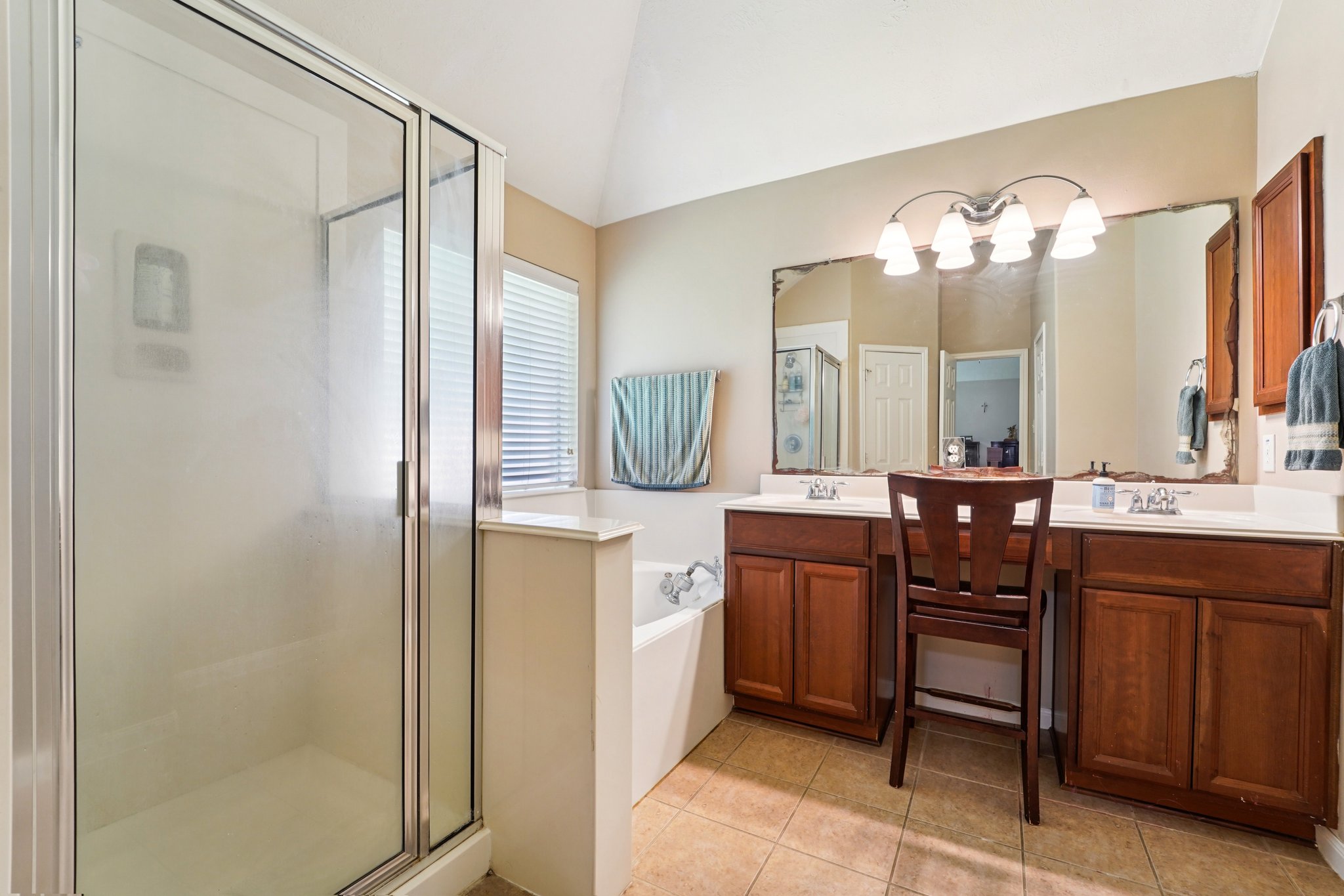 E Arbor Rose Ln-S0808-028.jpg
