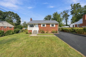 Falls Church | 3 bed, 2 full baths + 2-car Garage