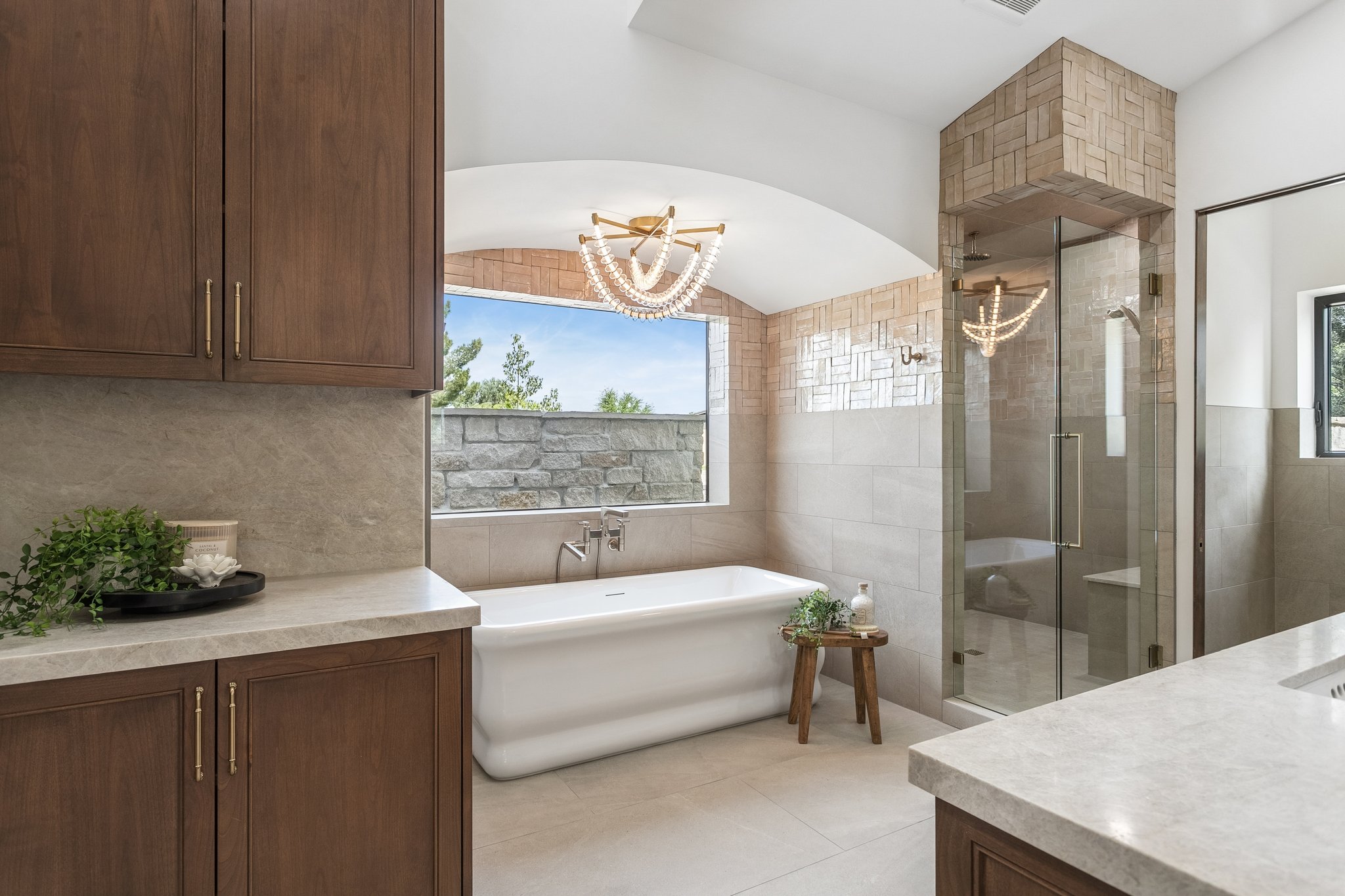 7019 E Vista Dr - 001.jpg