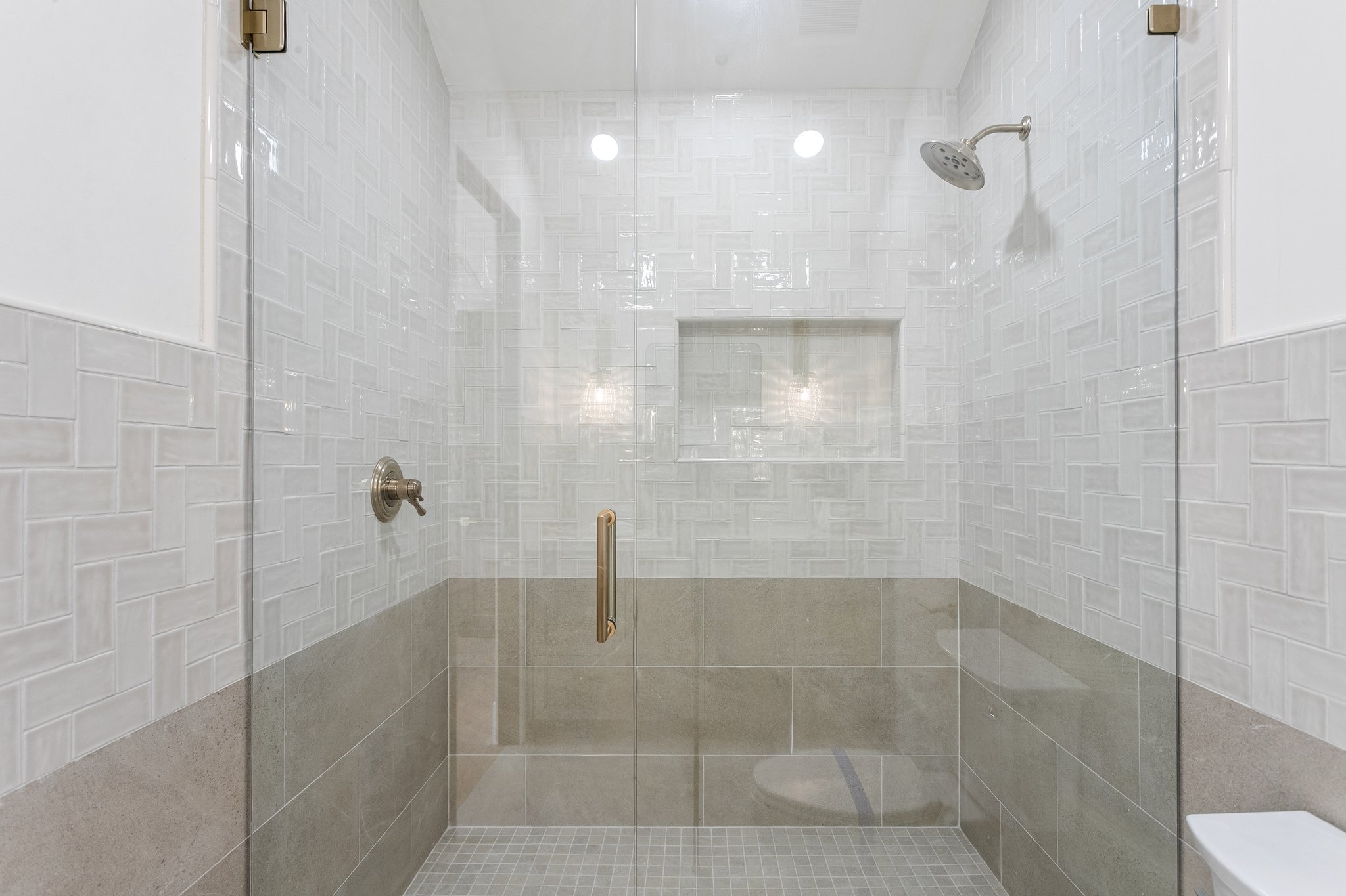 7019 E Vista Dr - 008.jpg