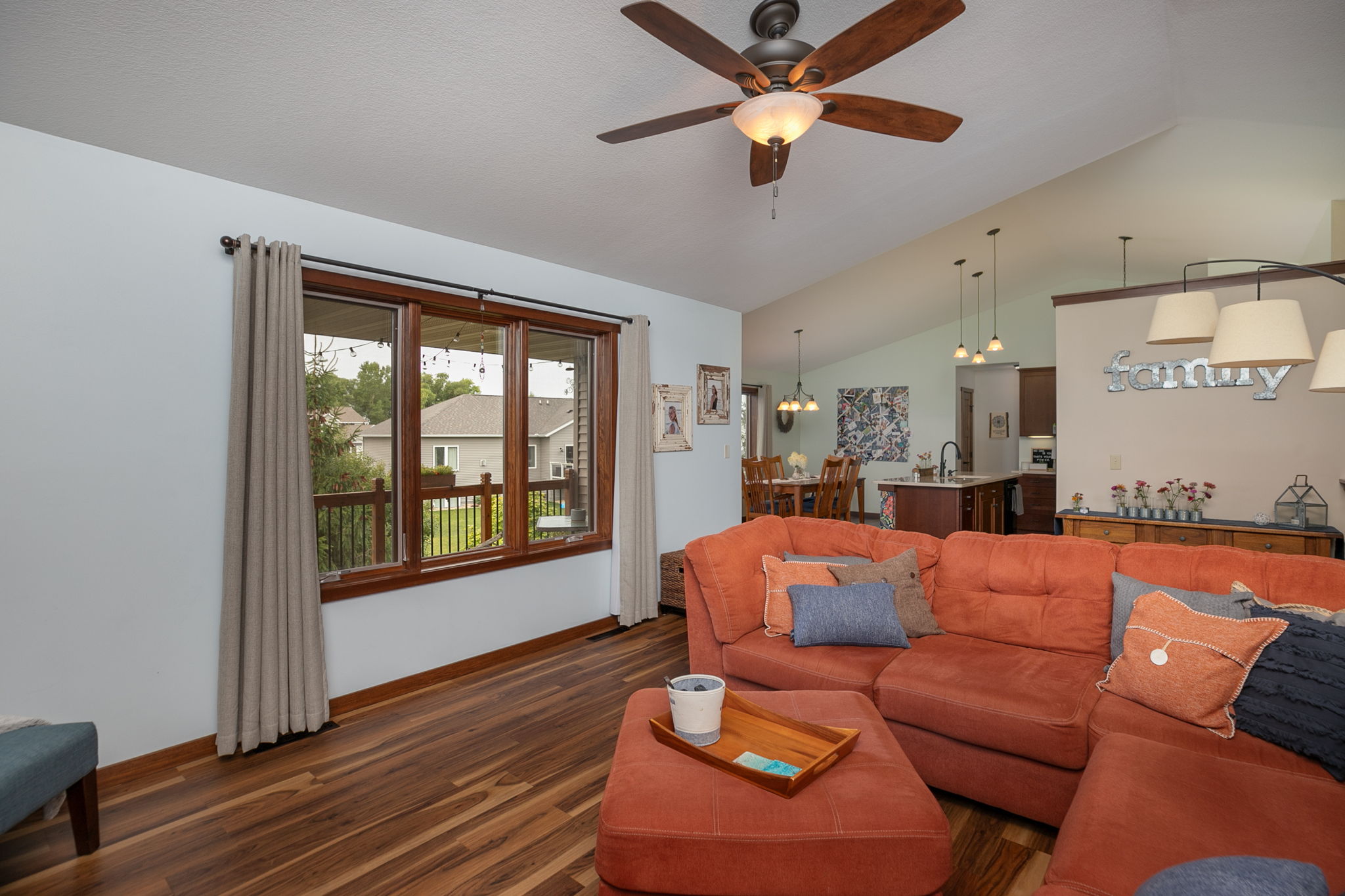 07-Living Room