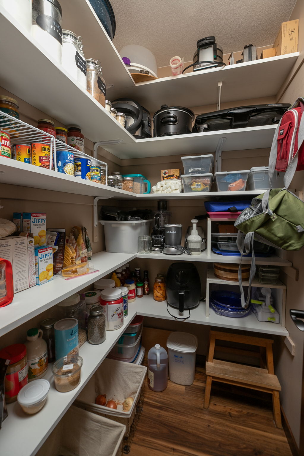 16-Pantry