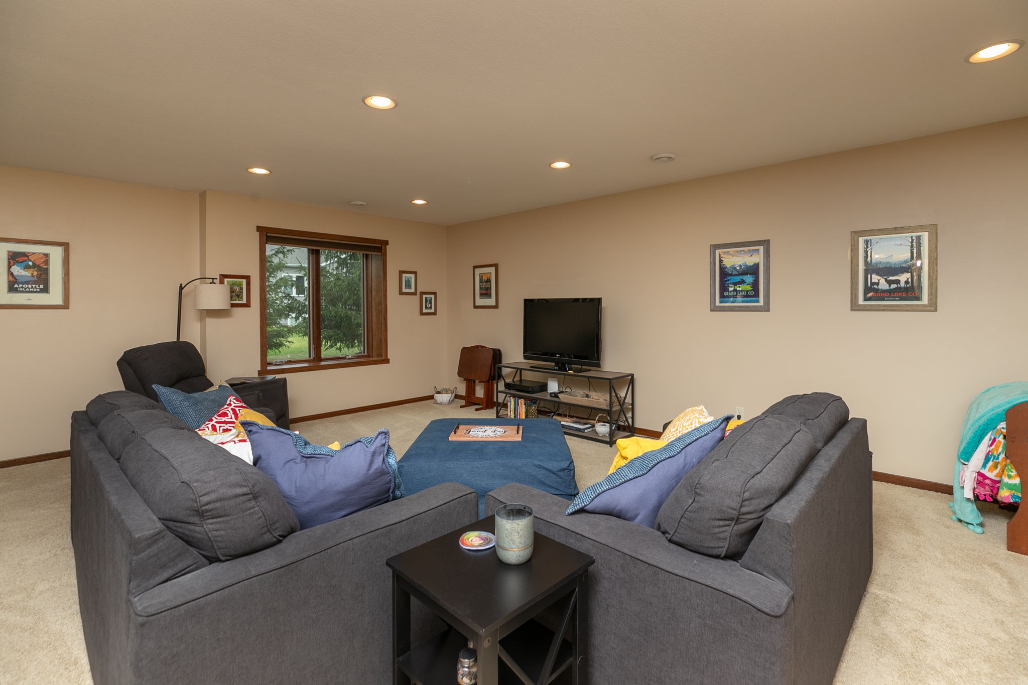 29-Family Room
