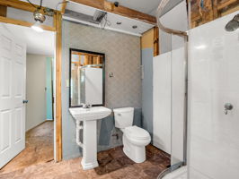  Photo 25