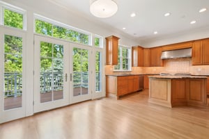 Kitchen/Breakfast Area