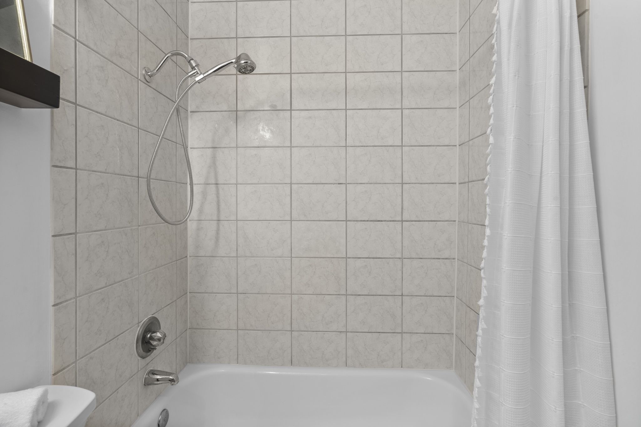 702 S Wolfe 29