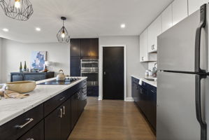 702 S Wolfe 21