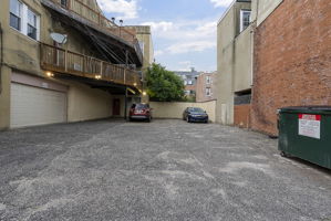 702 S Wolfe 34