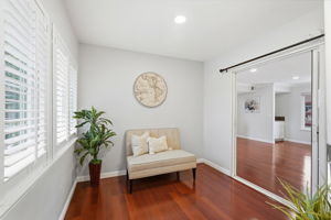 020_F8_702 Winstead Ct