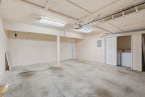 036_F8_702 Winstead Ct