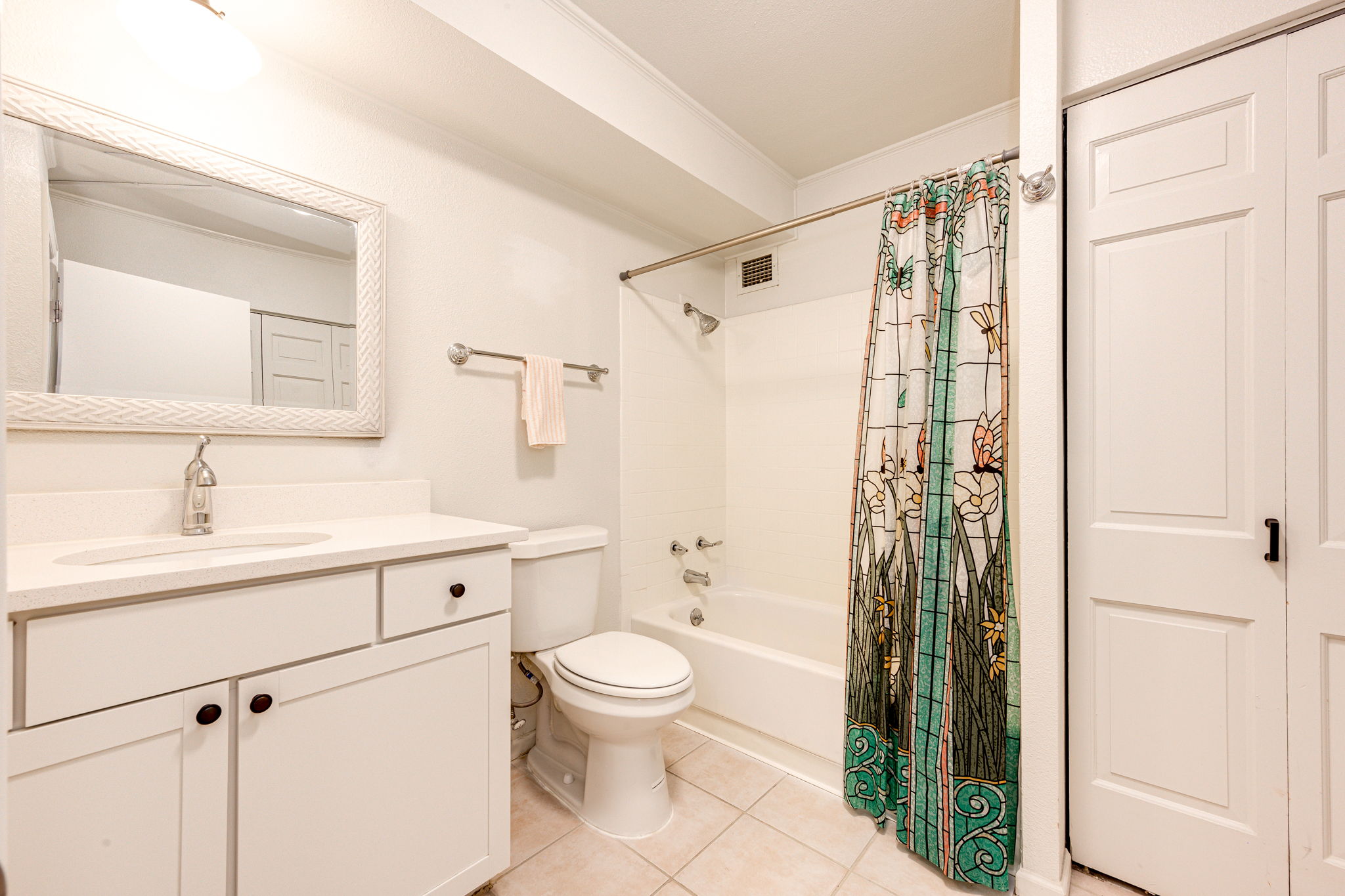 Full bathroom