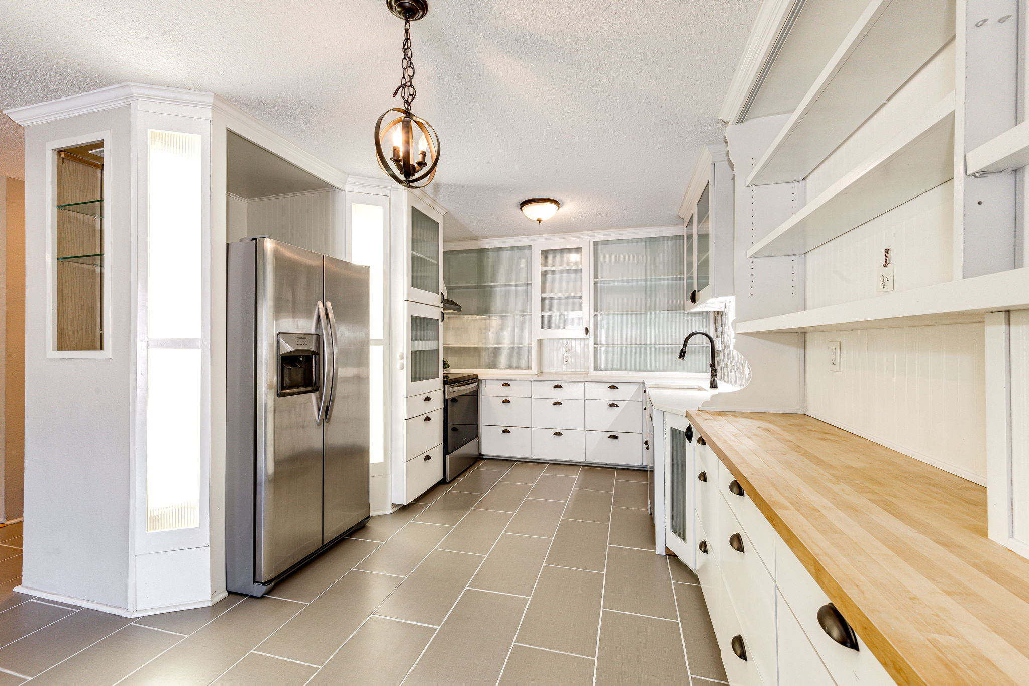 Beautiful kitchen with quartz countertops