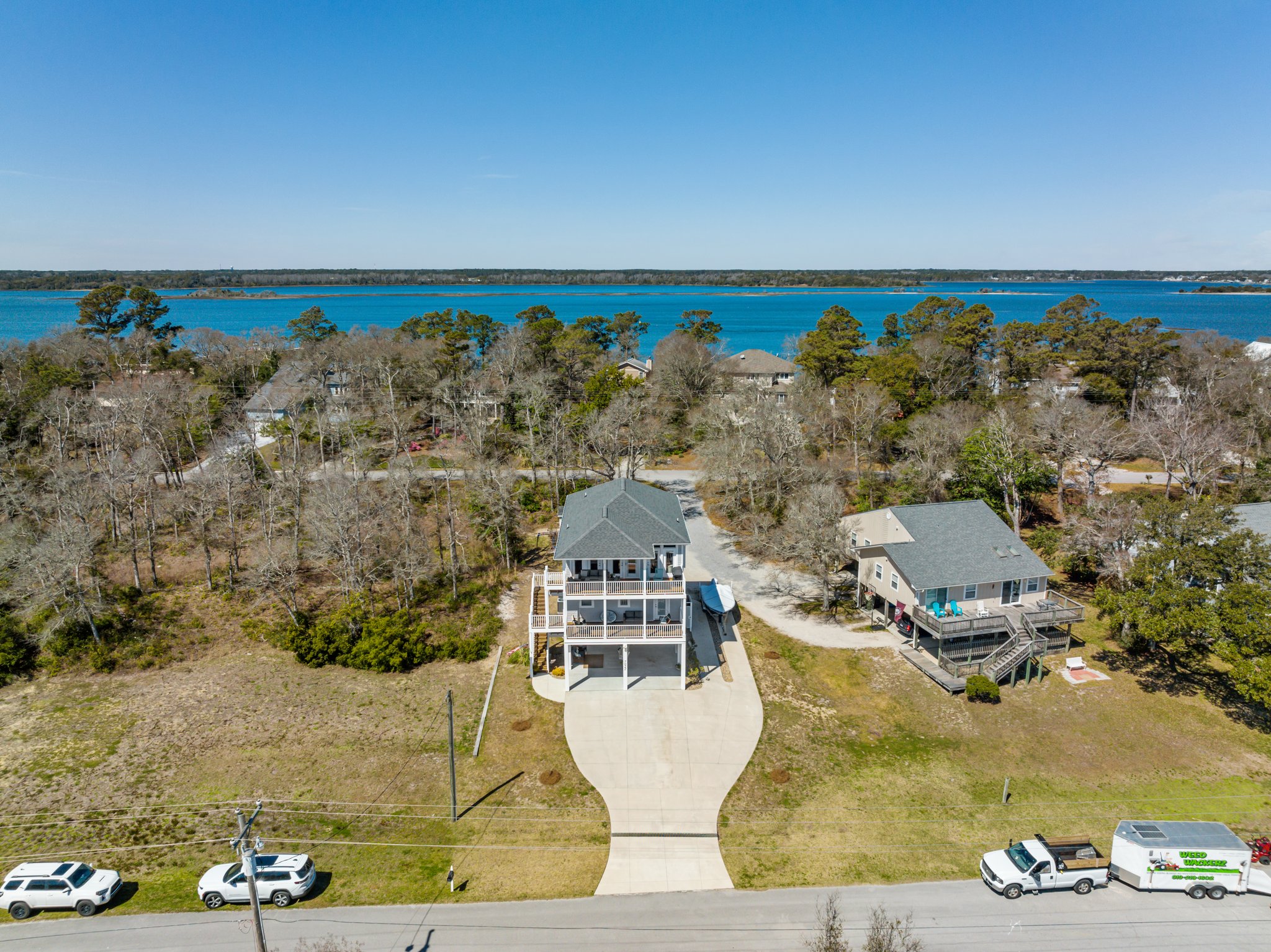 7022 Archers Creek Dr, Emerald Isle, NC 28594