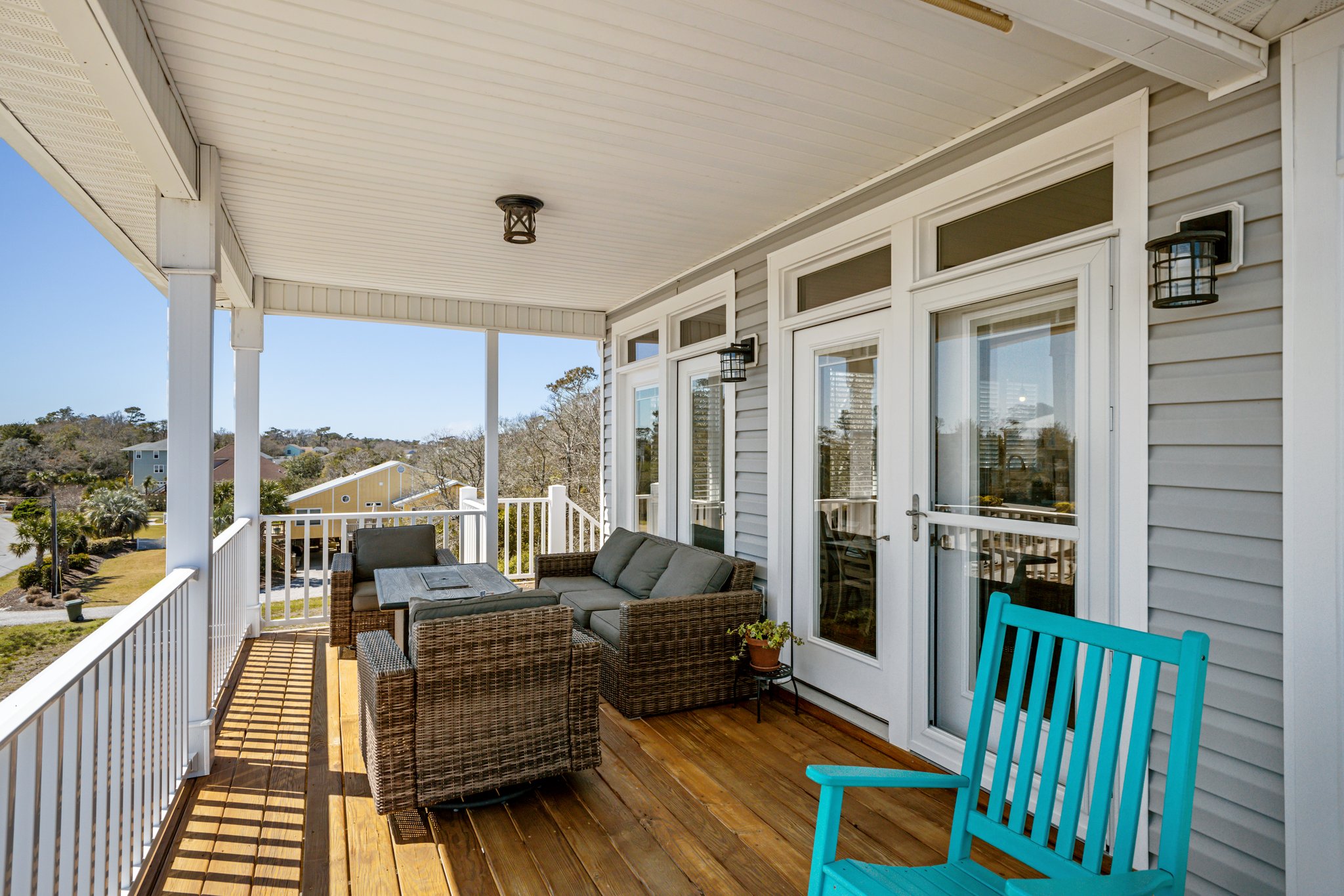 7022 Archers Creek Dr, Emerald Isle, NC 28594