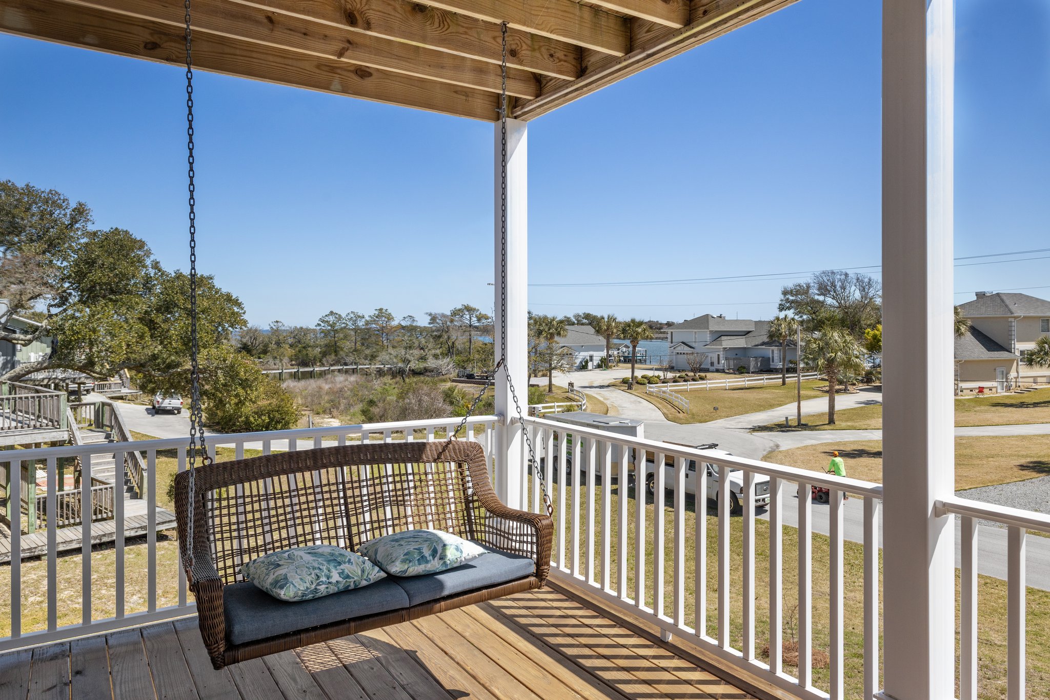 7022 Archers Creek Dr, Emerald Isle, NC 28594