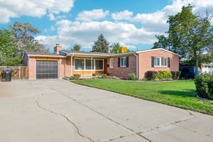 S 2825 E-S1107-001.jpg