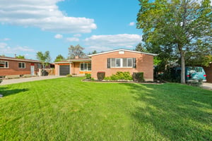 S 2825 E-S1107-006.jpg