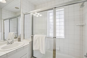 S 2825 E-S1107-014.jpg