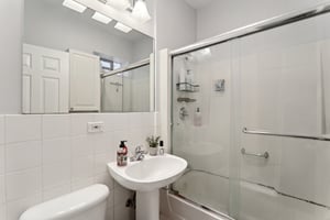 7023.5 N Sheridan Rd 3S-S1101-016.jpg