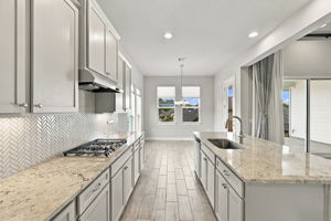 Kitchen/Breakfast Area