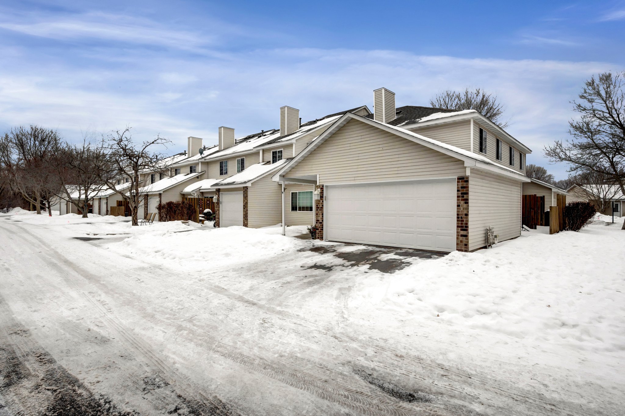 7026 19th St N, Oakdale, MN 55128, USA Photo 3