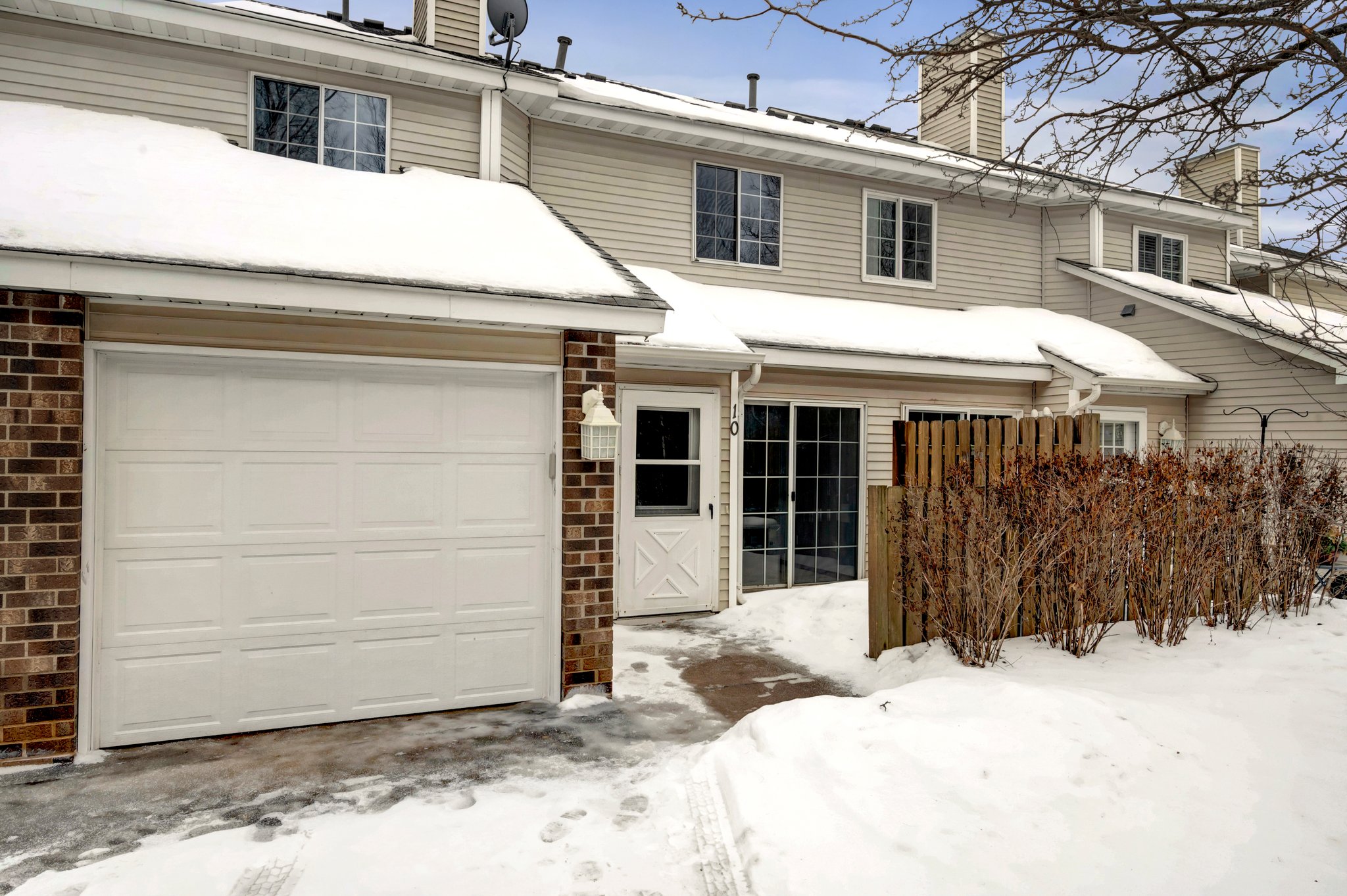 7026 19th St N, Oakdale, MN 55128, USA Photo 2