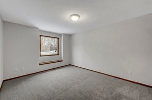 7026 19th St N, Oakdale, MN 55128, USA Photo 12