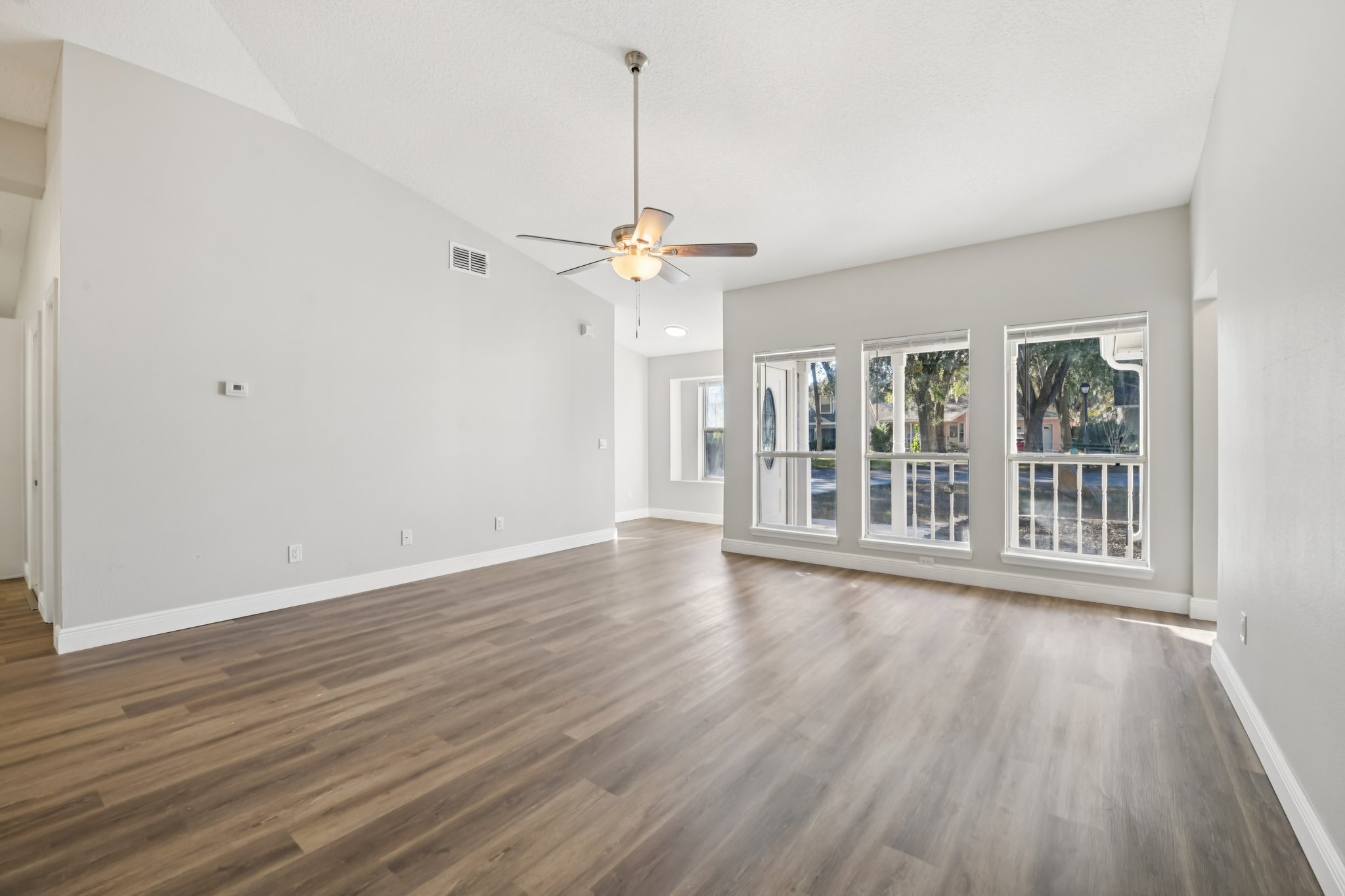 Harvard Ct-S0701-010.jpg