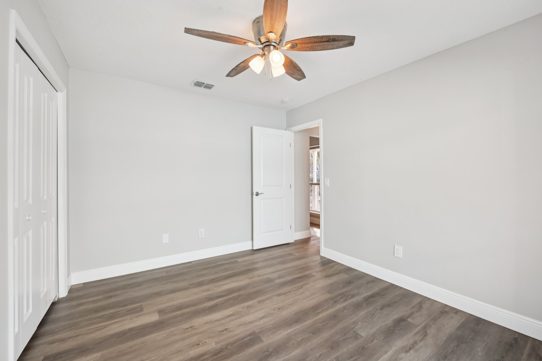 Harvard Ct-S0701-027.jpg