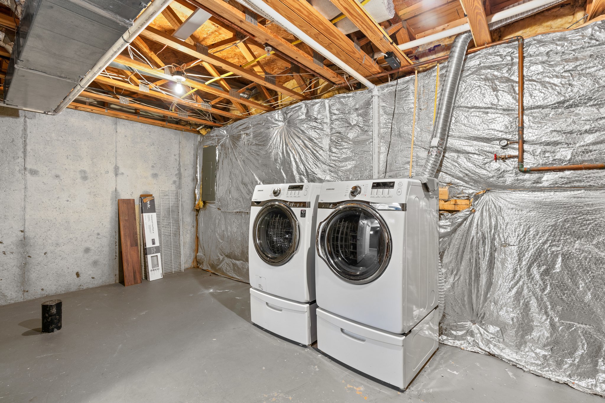 37. Laundry & basement.jpg