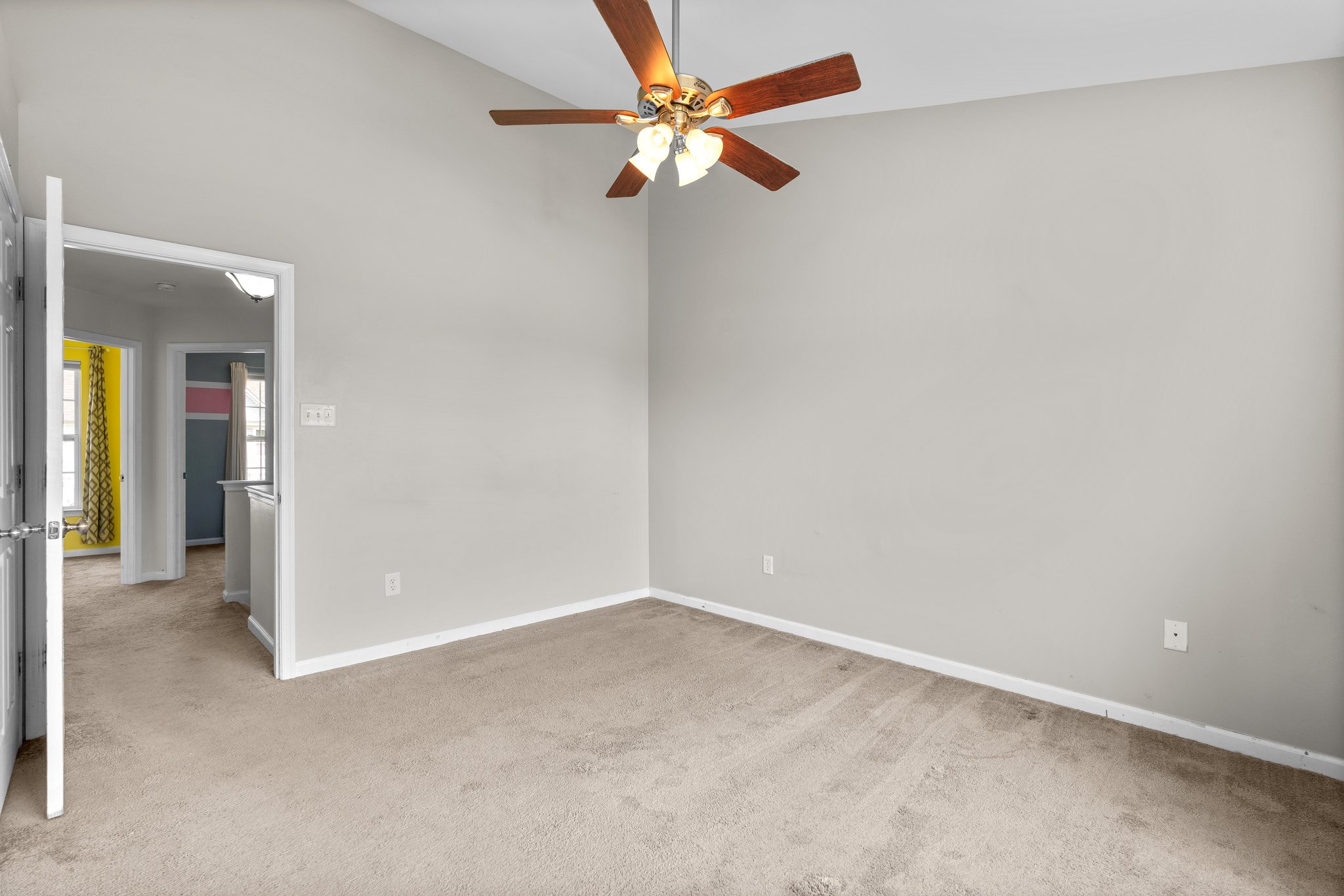 28. Upper bedroom.jpg